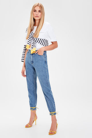 Trendyol Blue High Waist Mom Jeans TWOAW20JE0129