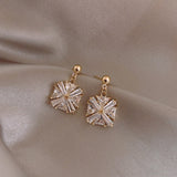 New earrings 2020 tide simple female senior sense niche small French net red earrings small earrings Elegant Prevent Allergy