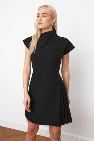 Trendyol Pleated Dress TWOSS21EL0321