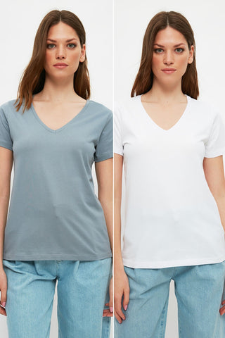 Trendyol Black and White 100 Cotton V-Neck 2'li Package Knitted T-Shirt TWOSS20TS0142